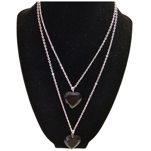 Double Layered Silver‎ Plated Necklace With Black Acrylic Heart Pendants Elegant - Picture 1 of 6